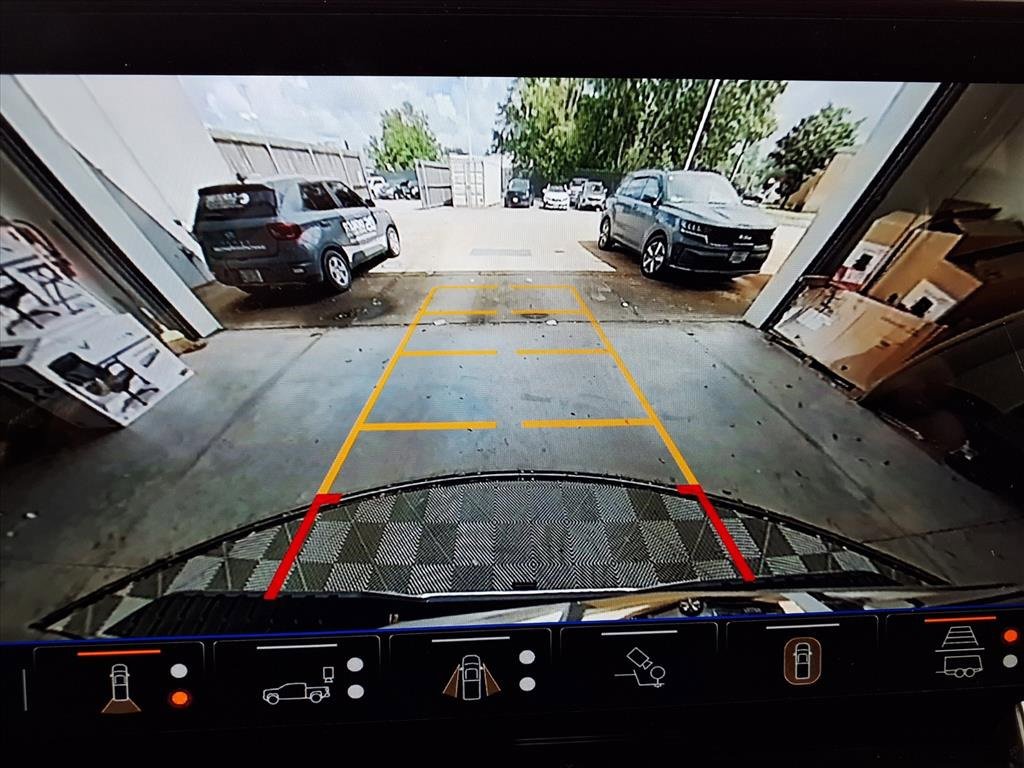 2026 Chevrolet Silverado 1500 LTZ photo 2