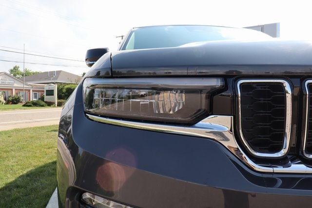 2025 Jeep Grand Cherokee Limited photo 4