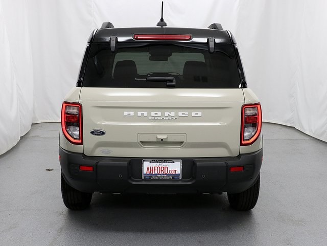 2025 Ford Bronco Sport Outer Banks photo 4