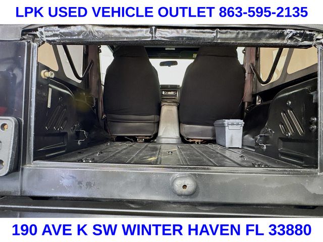 2001 Jeep Wrangler SE photo 17