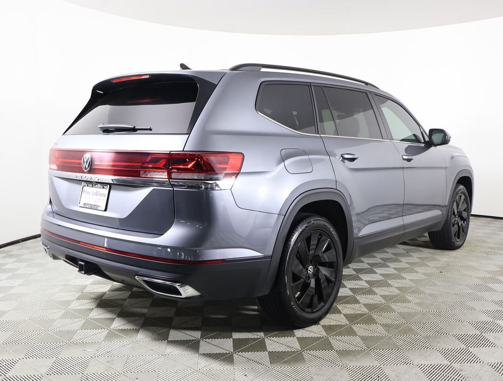 2024 Volkswagen Atlas SE Technology photo 5