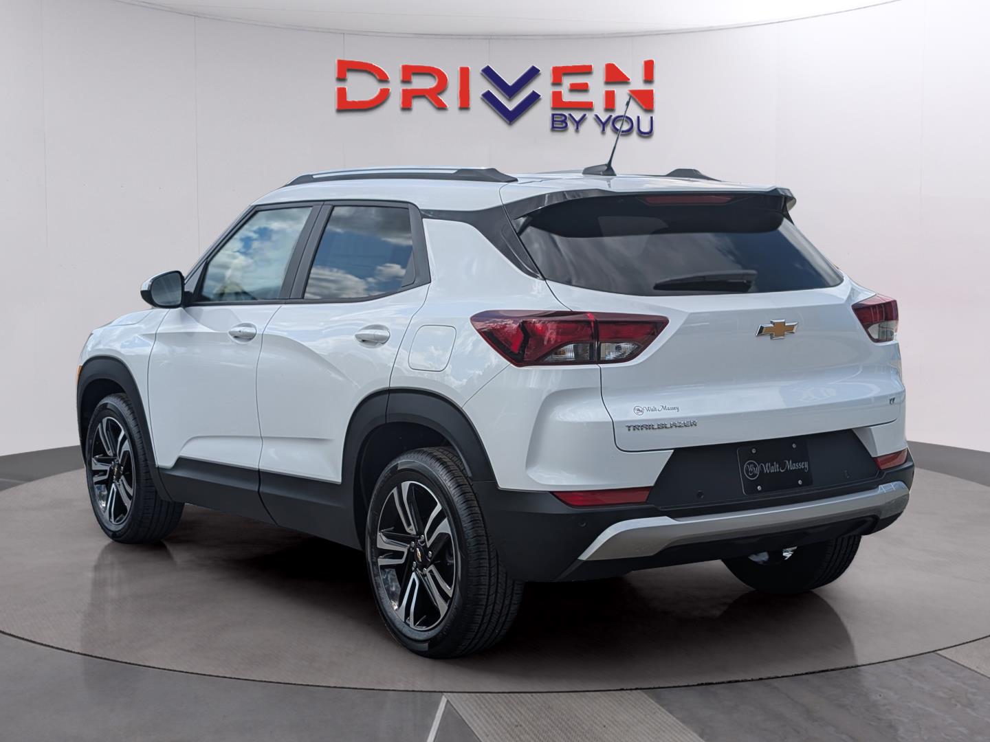 2026 Chevrolet Trailblazer LT photo 3