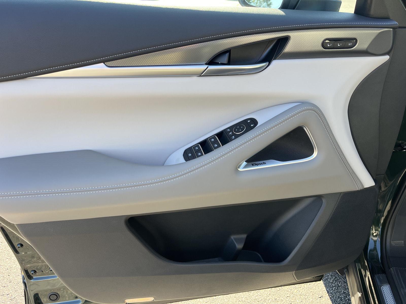 2026 Infiniti QX60 Luxe AWD photo 9