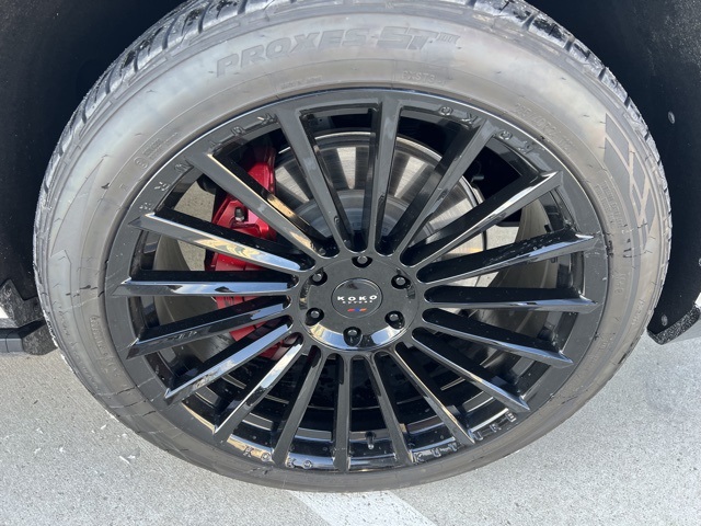 2024 Cadillac Escalade V-Series photo 18
