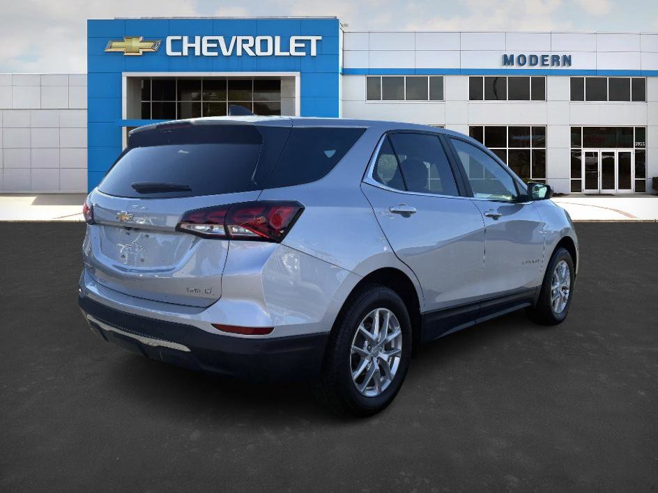 2022 Chevrolet Equinox LT photo 4