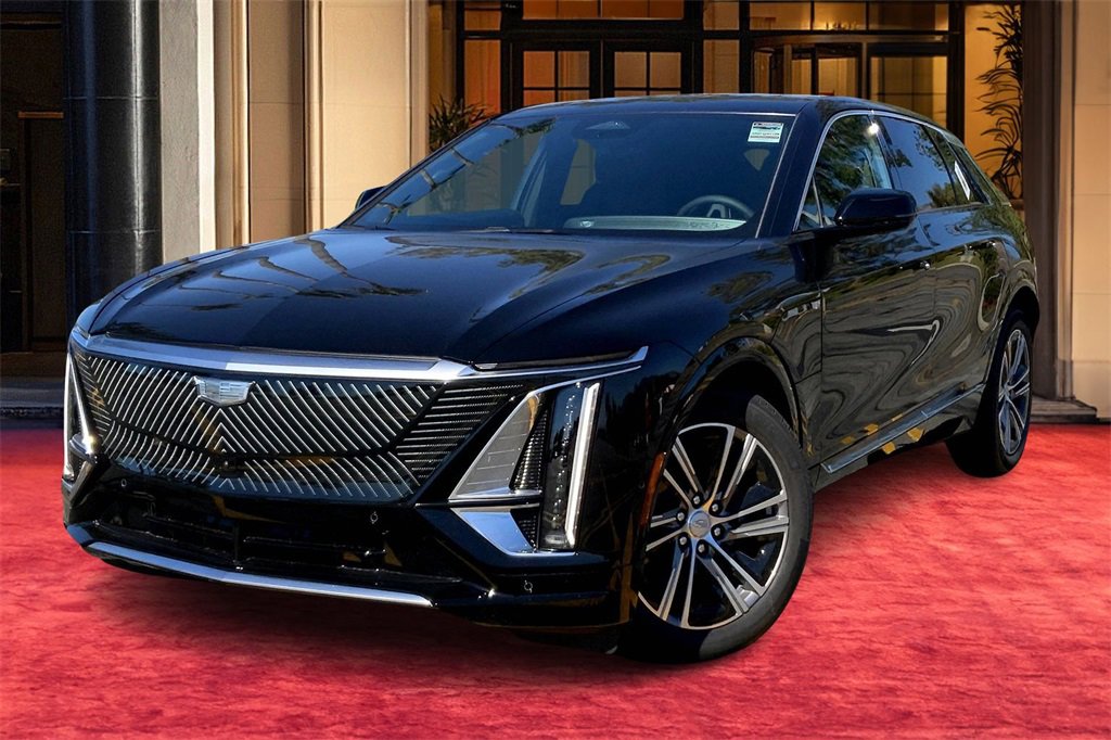 2026 Cadillac LYRIQ Luxury's photo