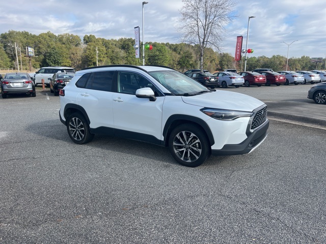 2022 Toyota Corolla Cross XLE