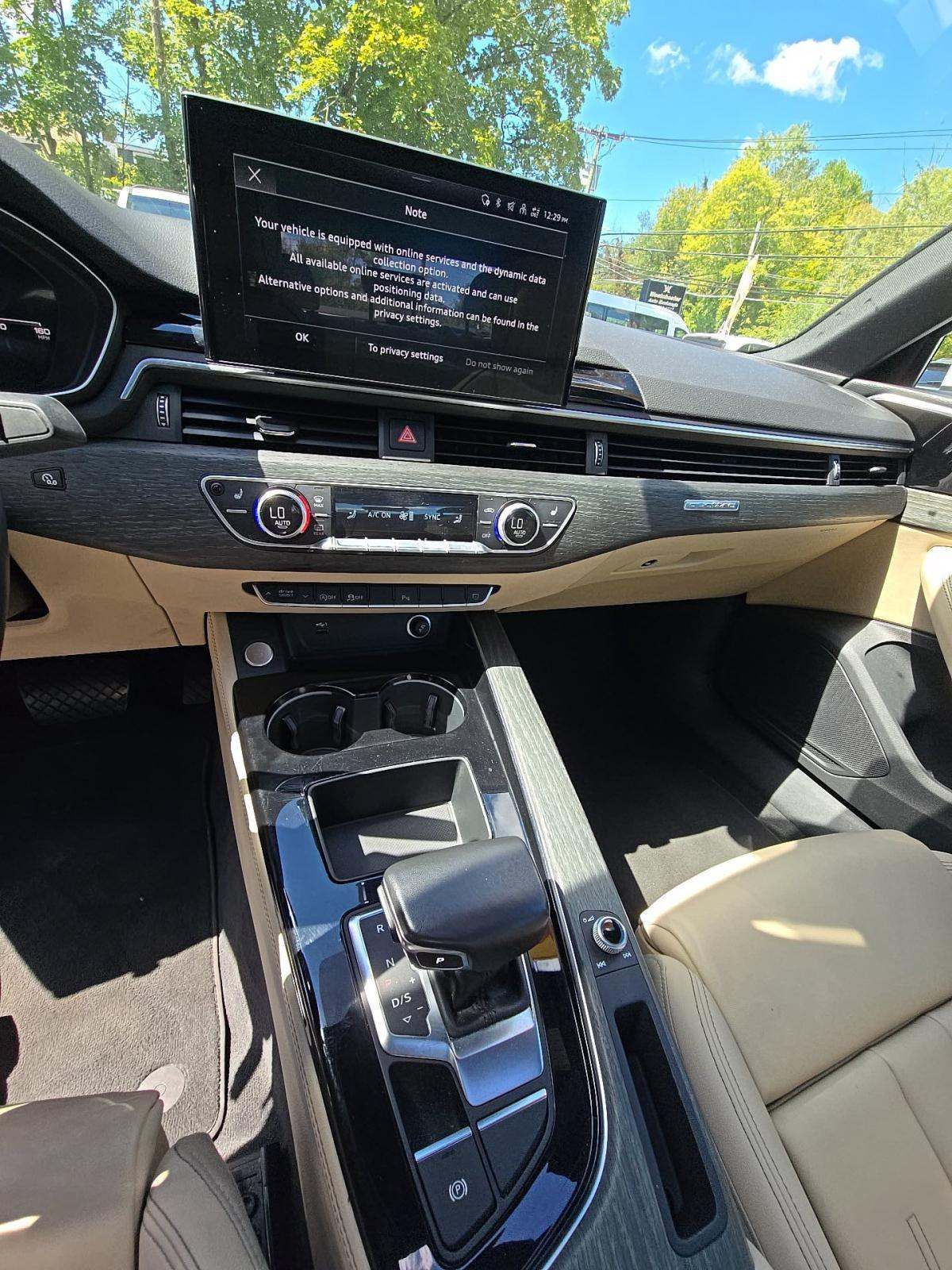2022 Audi A4 45 S line Premium Plus Quattro photo 4
