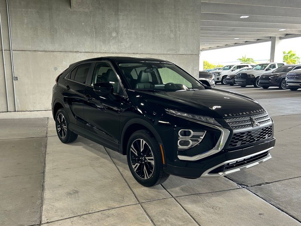2024 Mitsubishi Eclipse Cross SE photo 2
