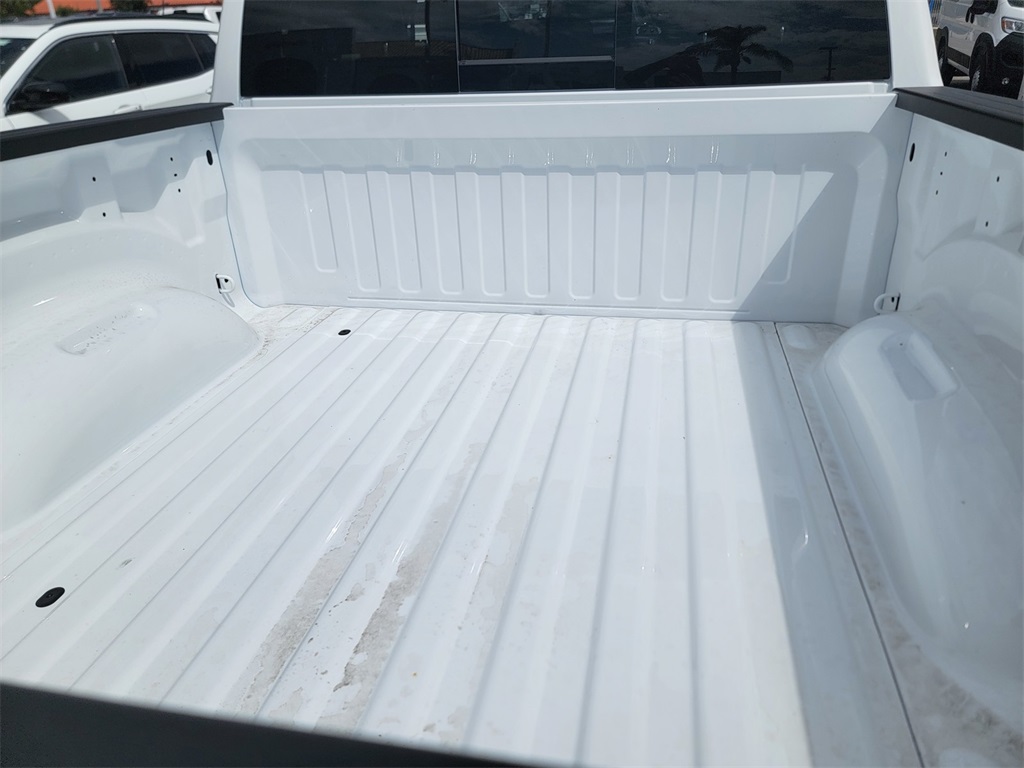 2026 Ram 1500 Laramie photo 9