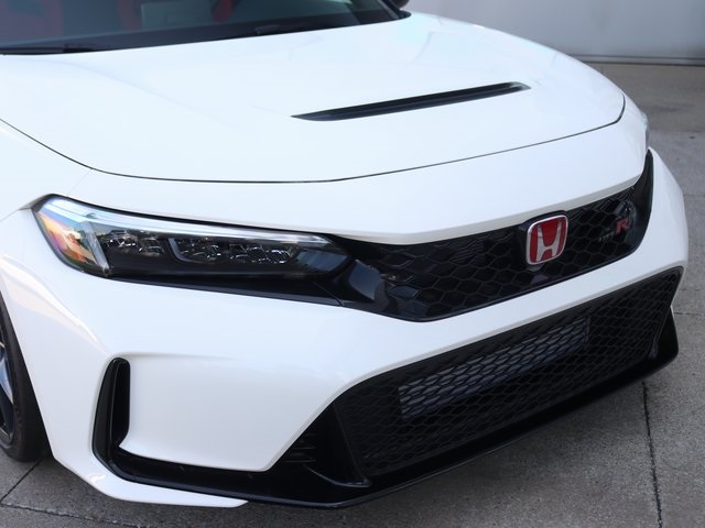 2025 Honda Civic Type R photo 3