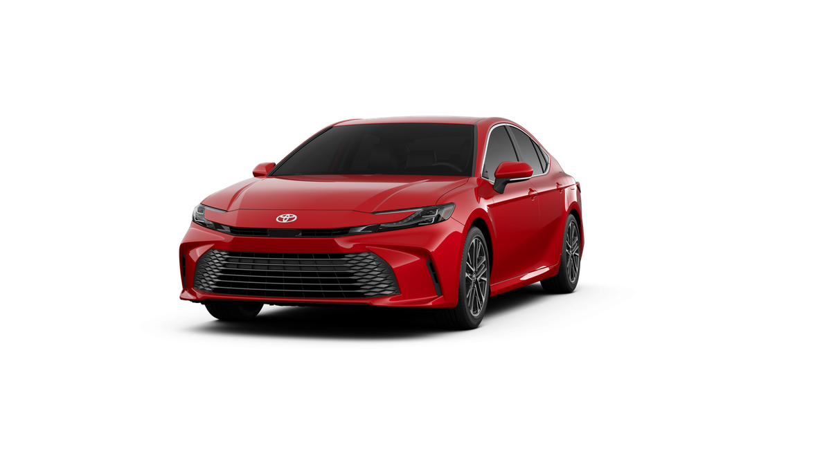 2025 Toyota Camry XLE photo 18