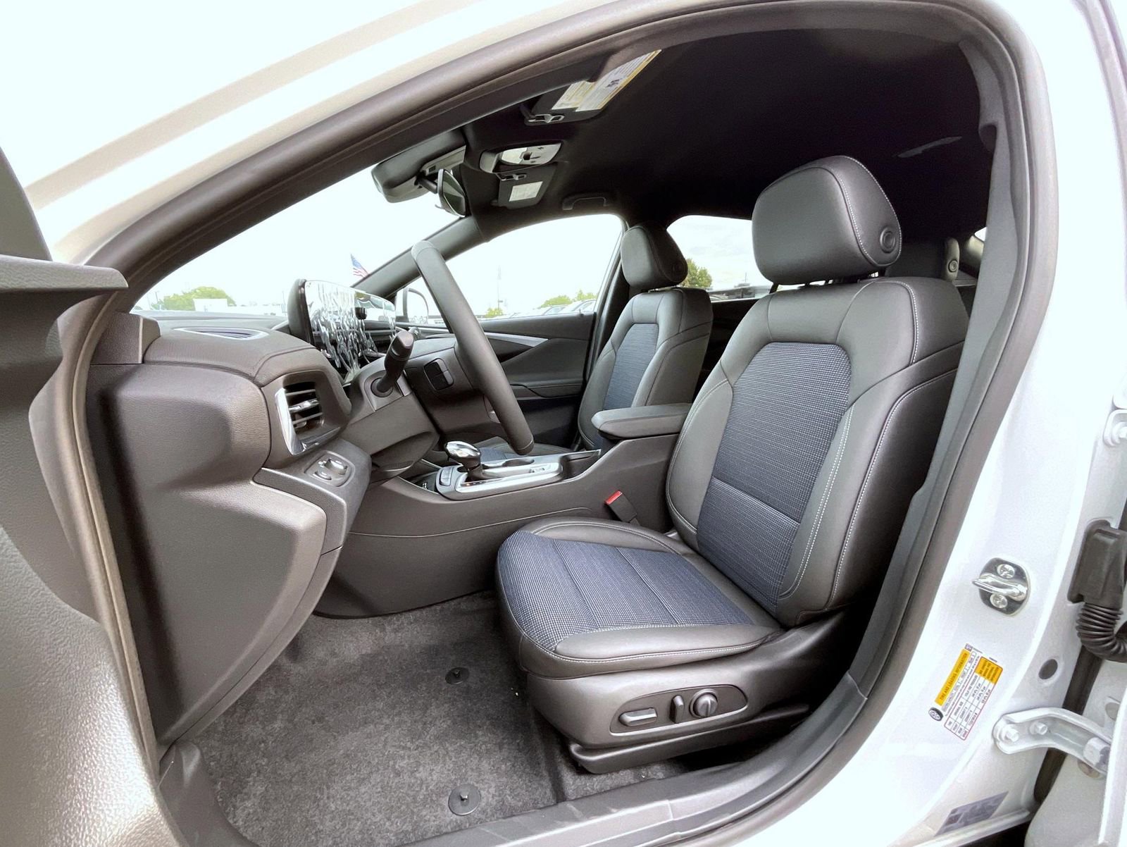 2026 Buick Envista Preferred photo 10
