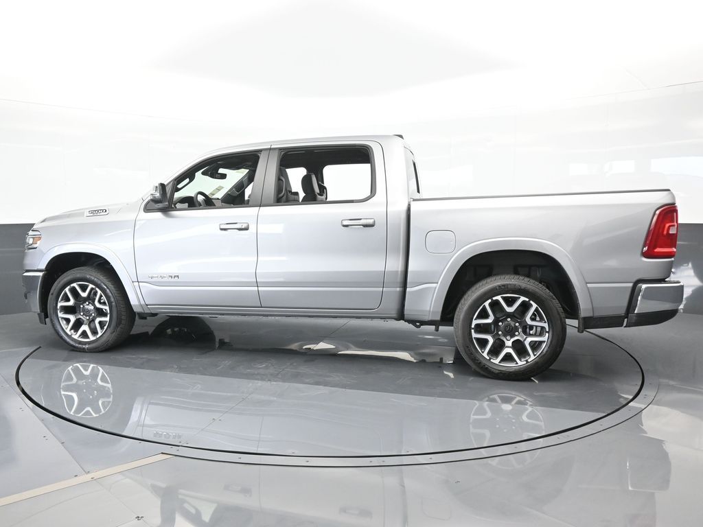 2025 Ram 1500 Laramie photo 3