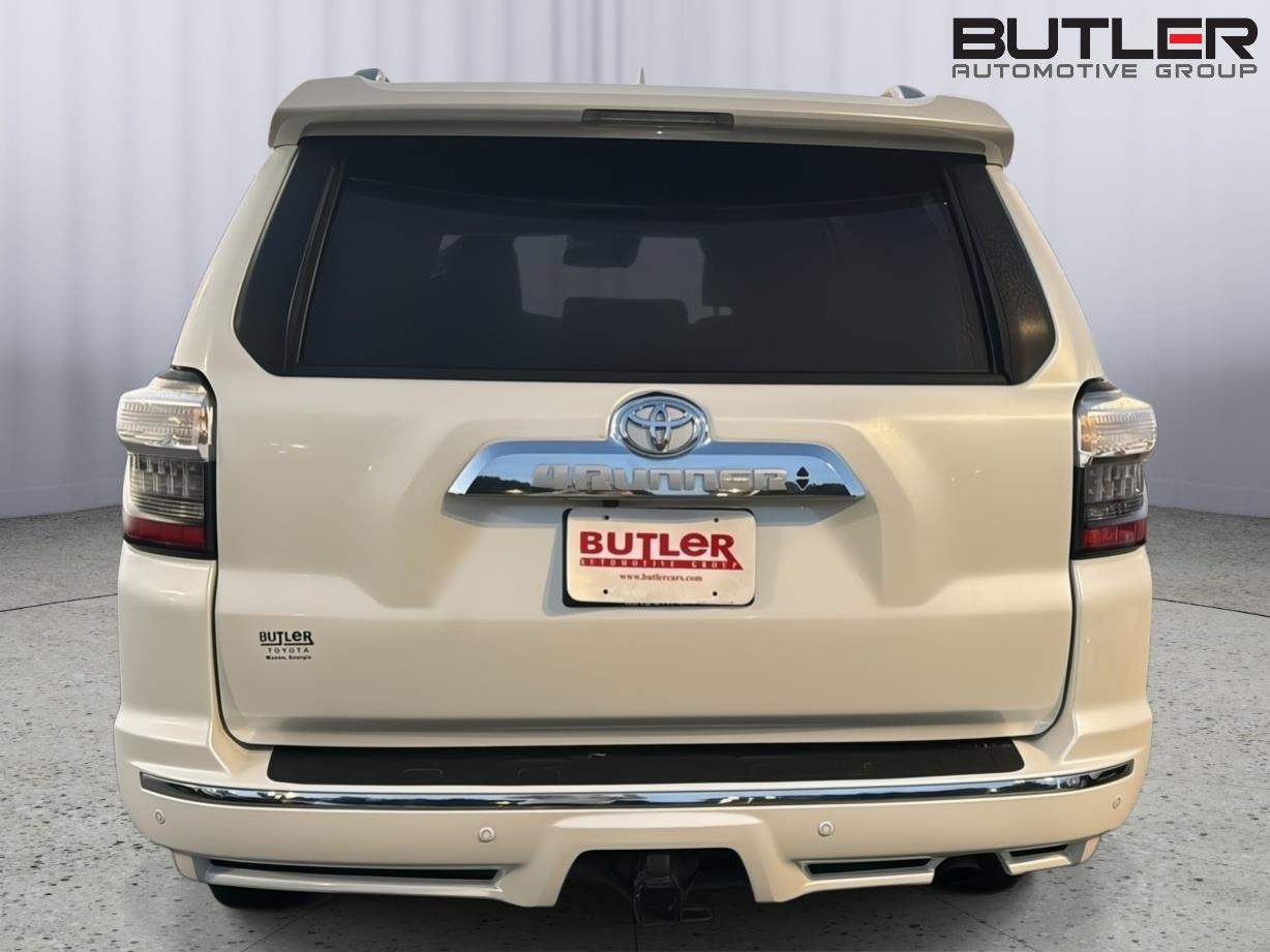2022 Toyota 4Runner Limited photo 2