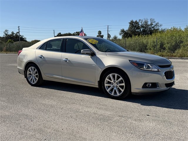 2015 Chevrolet Malibu LTZ photo 3