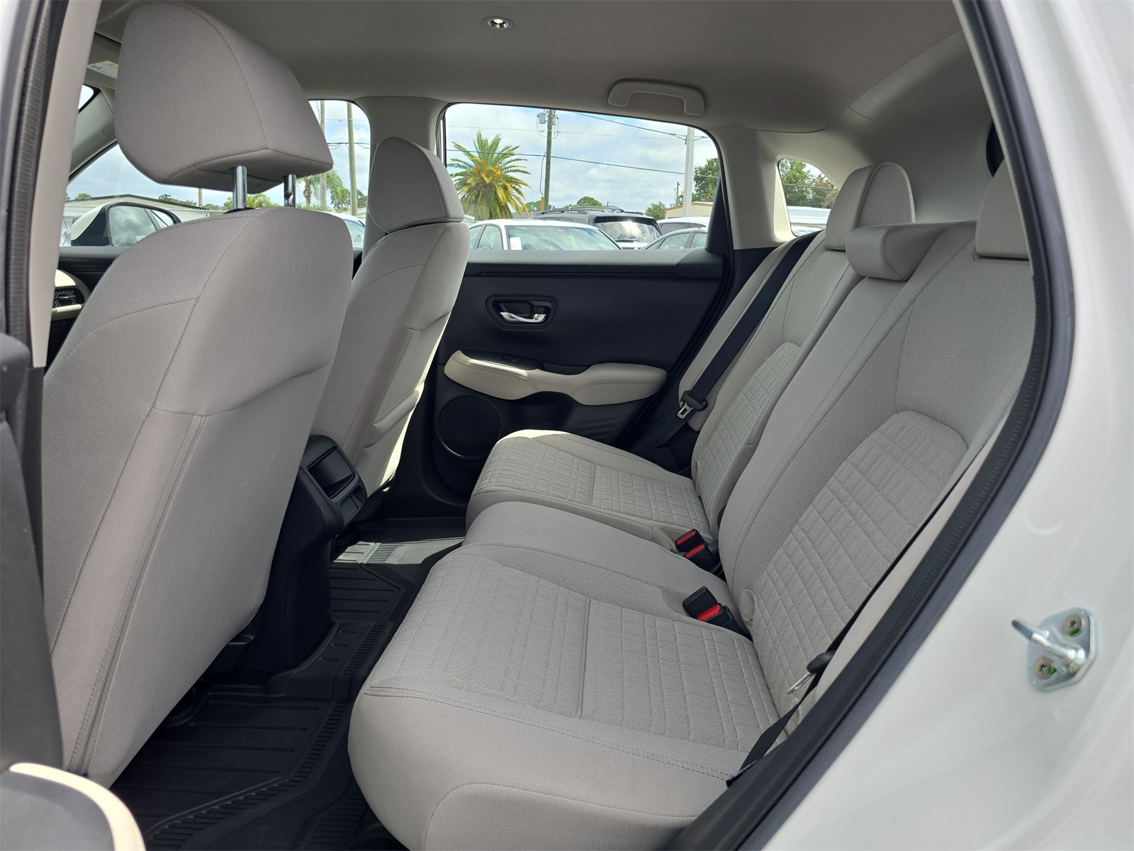 2023 Honda HR-V LX photo 12