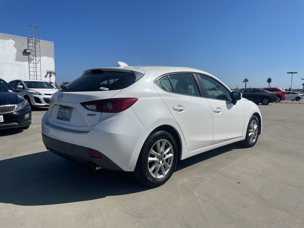 2016 Mazda Mazda3 Grand Touring photo 2