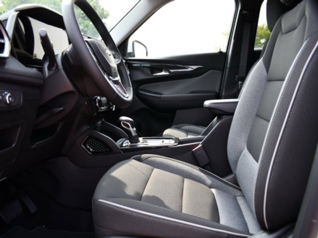 2024 Chevrolet Trailblazer LT photo 10