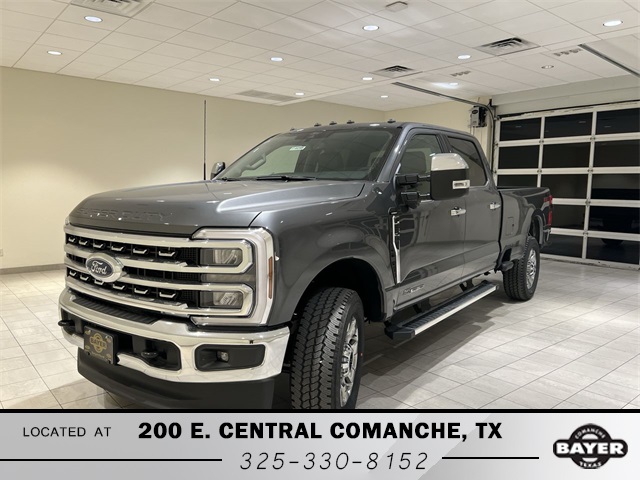 2026 Ford F-350 Super Duty Lariat's photo