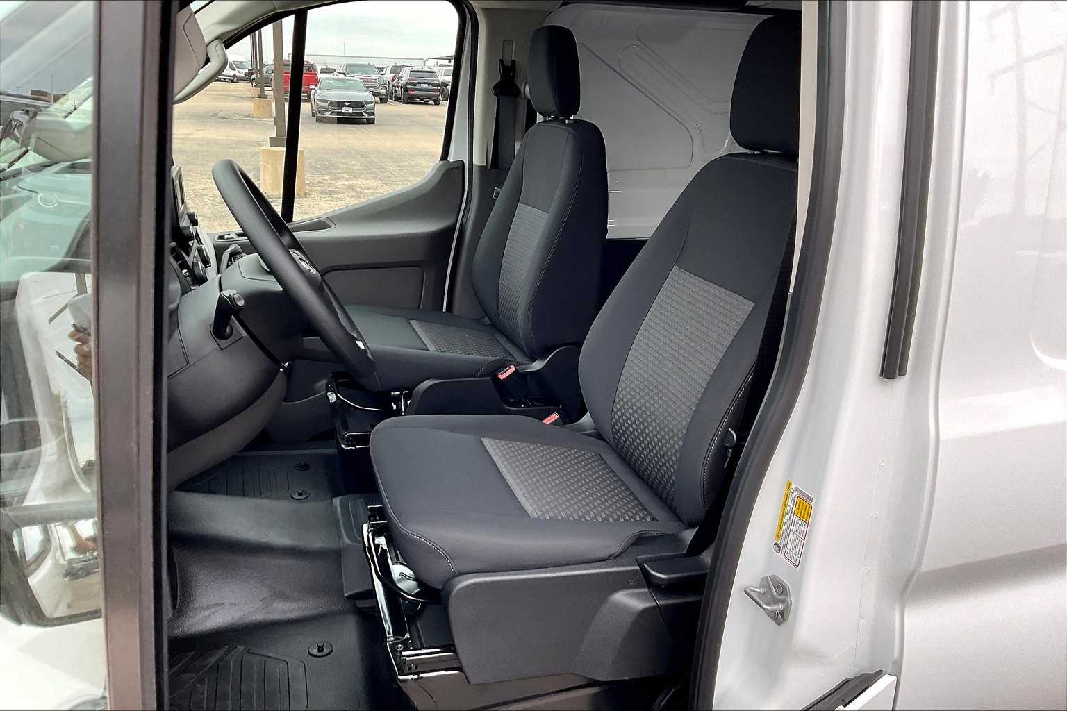 2025 Ford Transit Cargo Van photo 9
