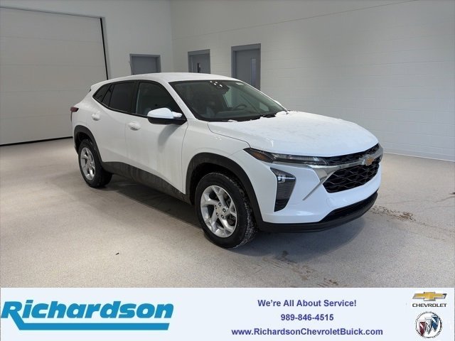 2026 Chevrolet Trax LS's photo