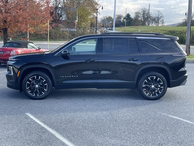 2026 Chevrolet Traverse photo 4