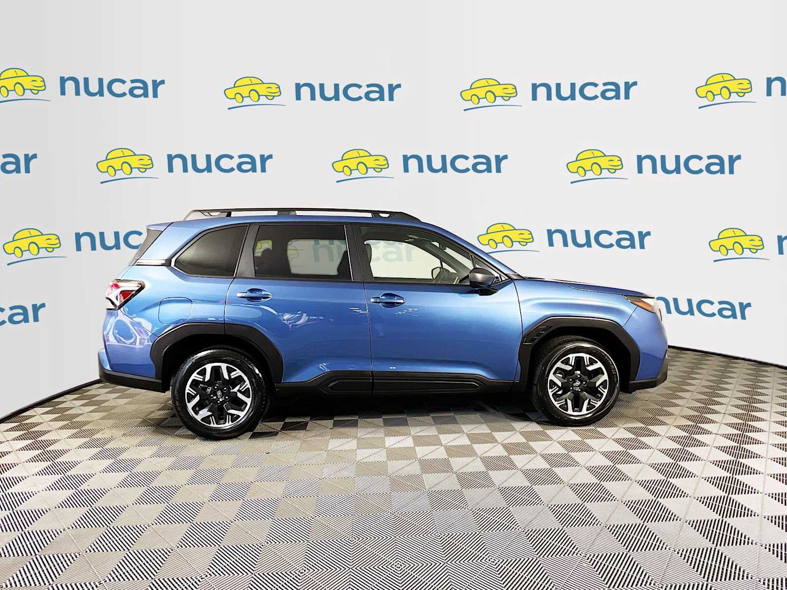 2025 Subaru Forester Premium Base photo 6