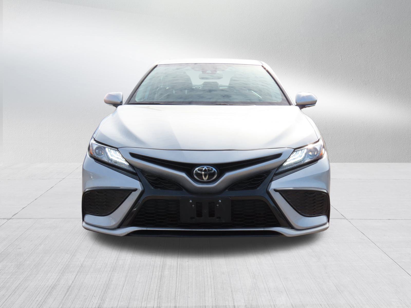 Used 2024 Toyota Camry XSE with VIN 4T1K61AK7RU240841 for sale in Kansas City