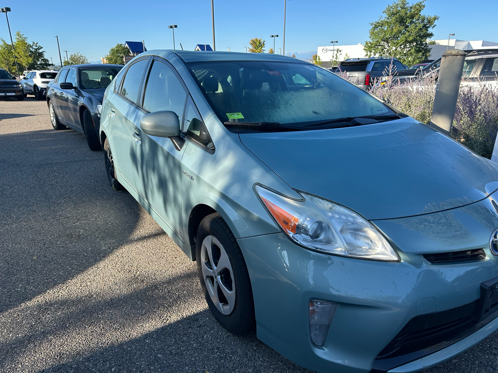 2013 Toyota Prius Four photo 8