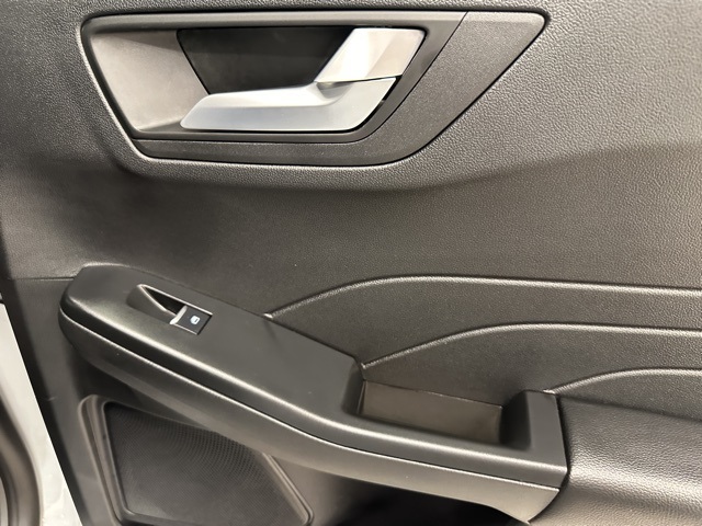 2025 Ford Escape ST-Line photo 15