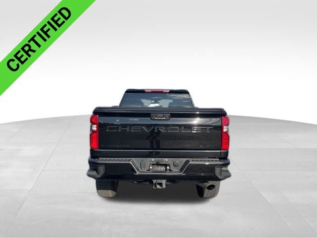 2023 Chevrolet Silverado 2500HD Custom photo 3