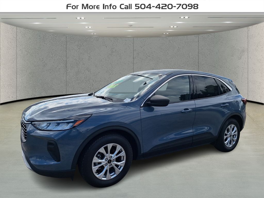 2023 Ford Escape Active's photo