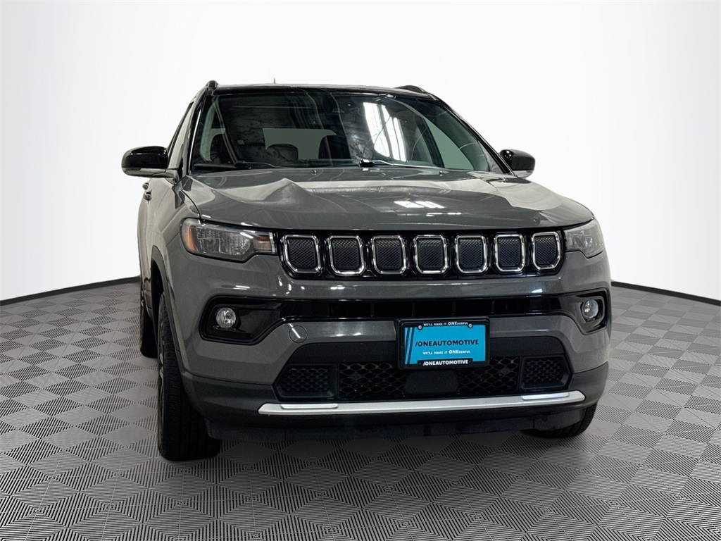 2022 Jeep Compass Limited photo 3