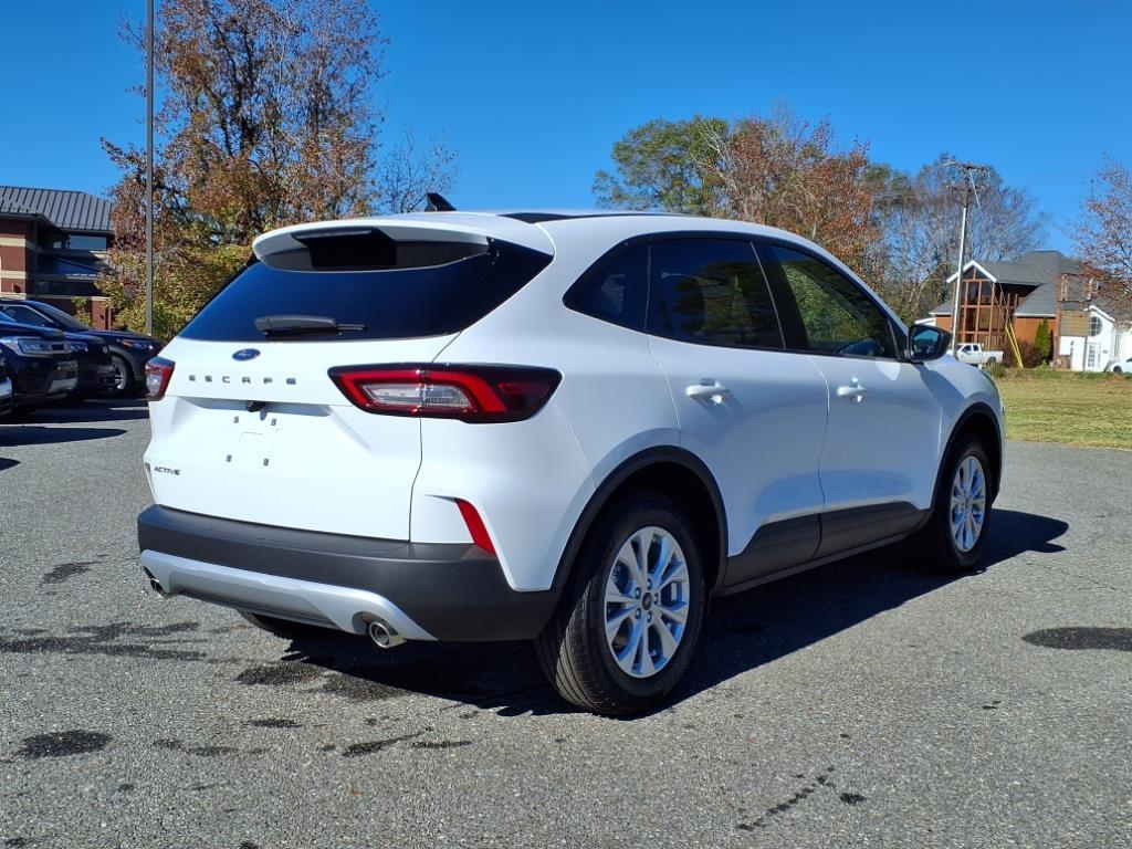 2025 Ford Escape Active photo 18