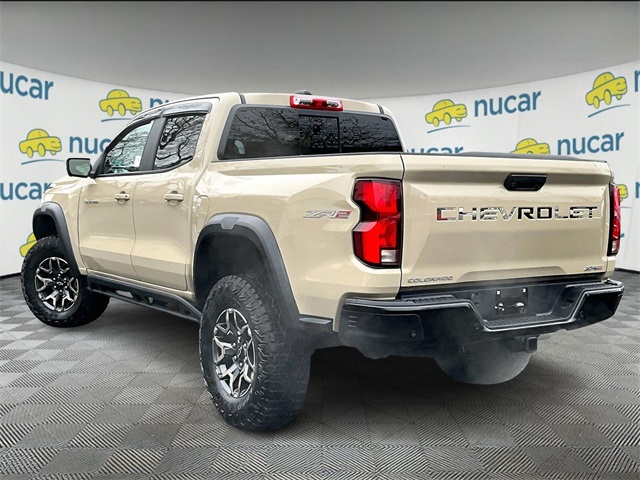 2024 Chevrolet Colorado ZR2 photo 2