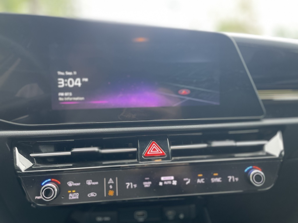 2023 Kia Niro EX photo 14