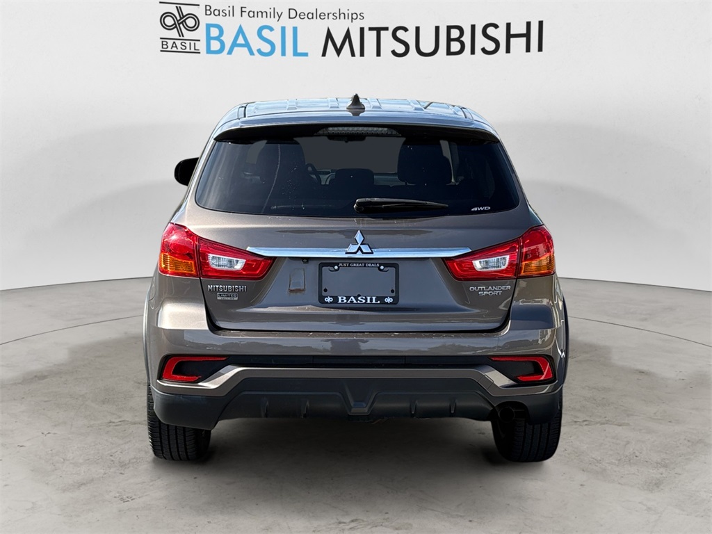 2018 Mitsubishi Outlander Sport LE photo 4