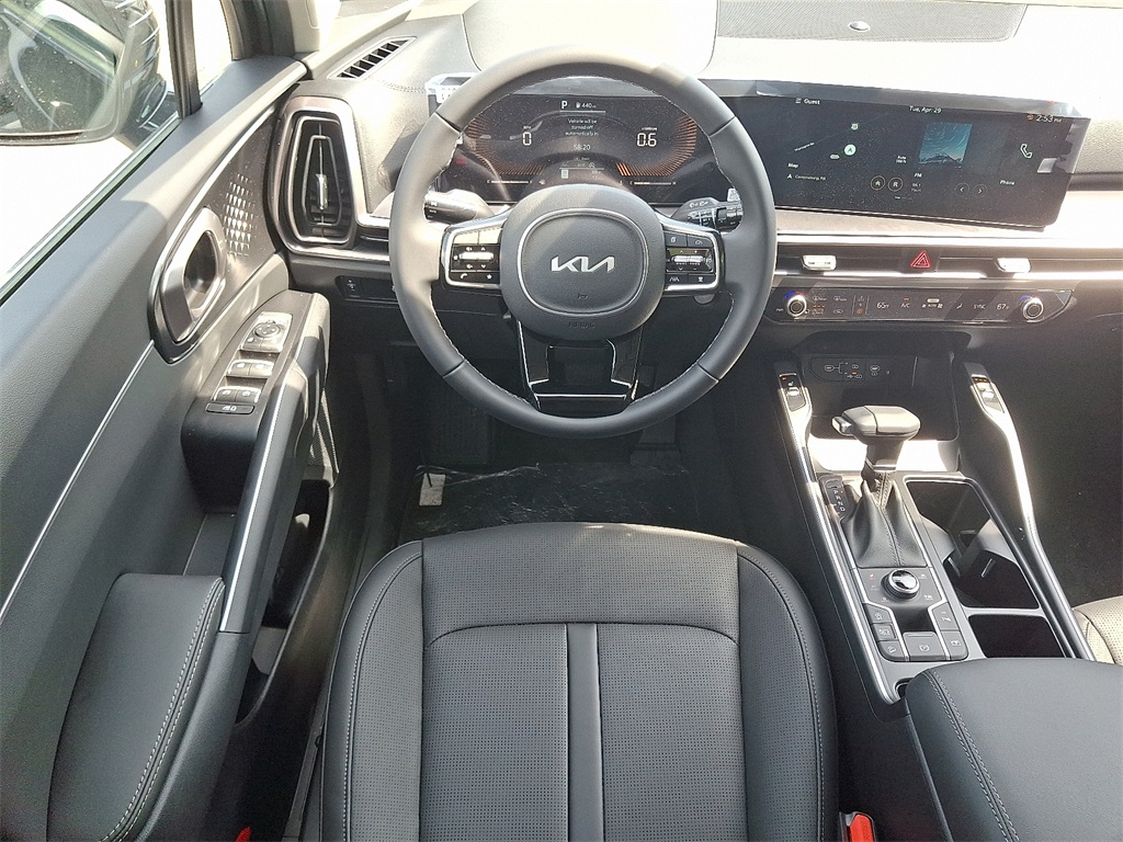 2025 Kia Sorento S photo 11