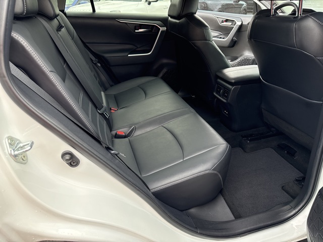 2021 Toyota RAV4 XLE Premium photo 20