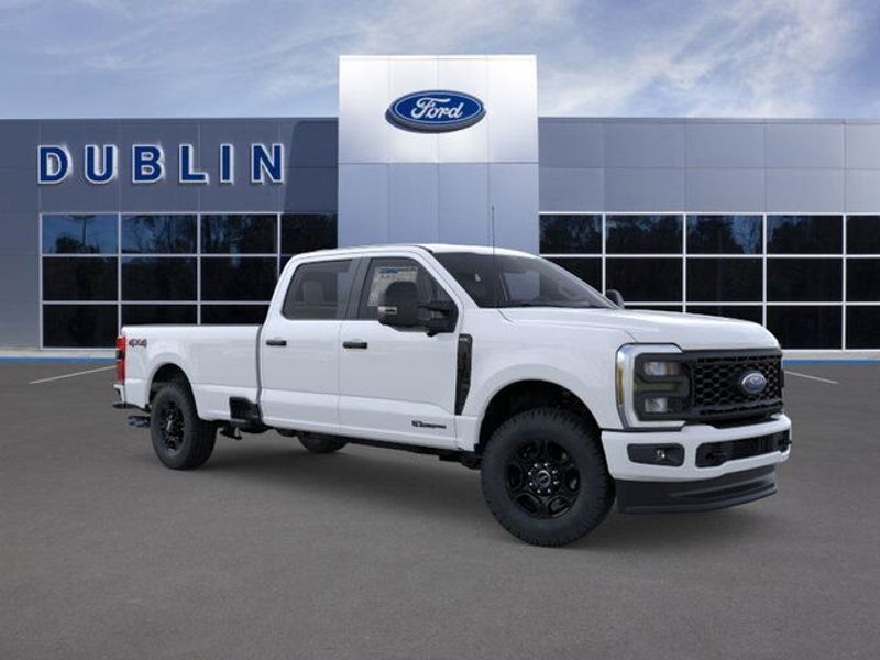 2025 Ford F-350 XL photo 7