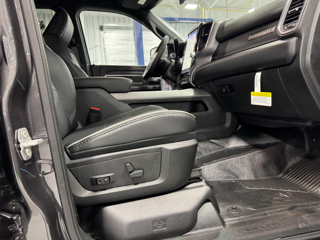 2025 Ram 4500 photo 18