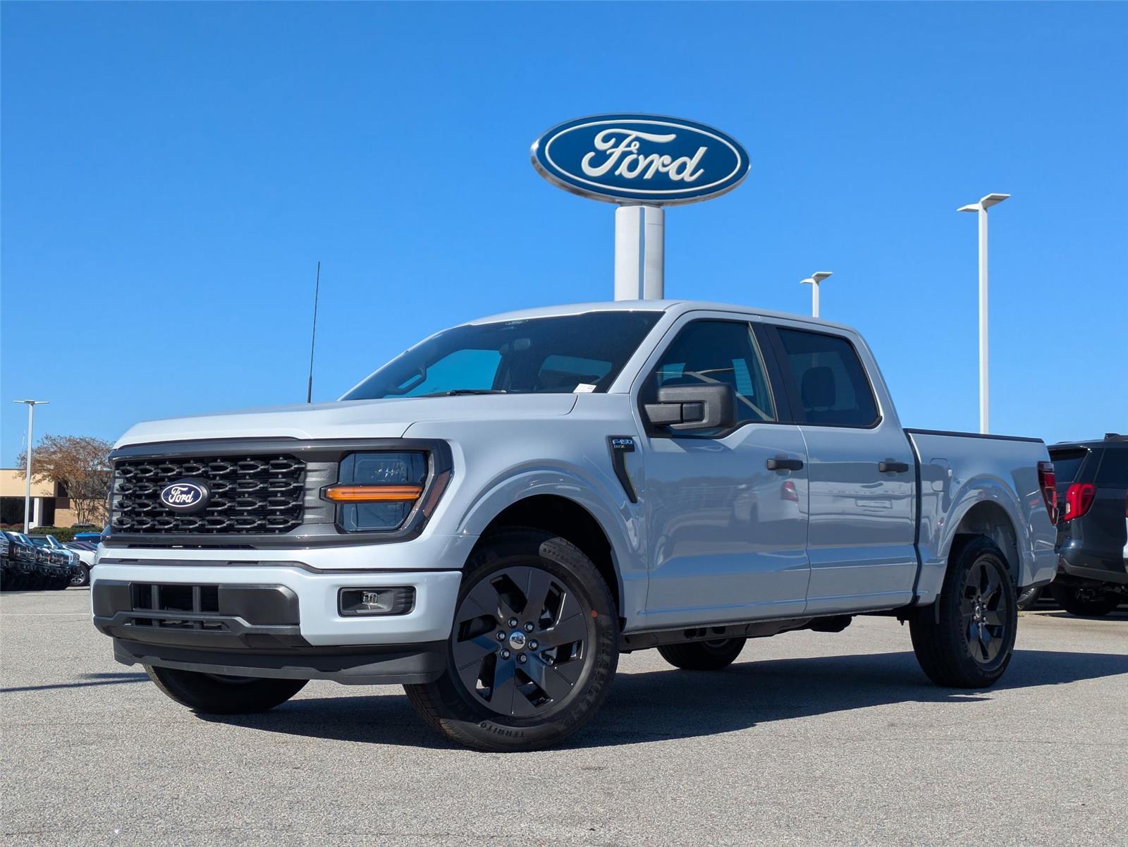 2025 Ford F-150 STX's photo