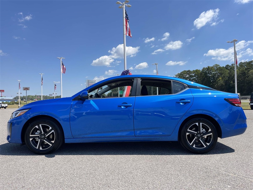 2025 Nissan Sentra SV photo 4