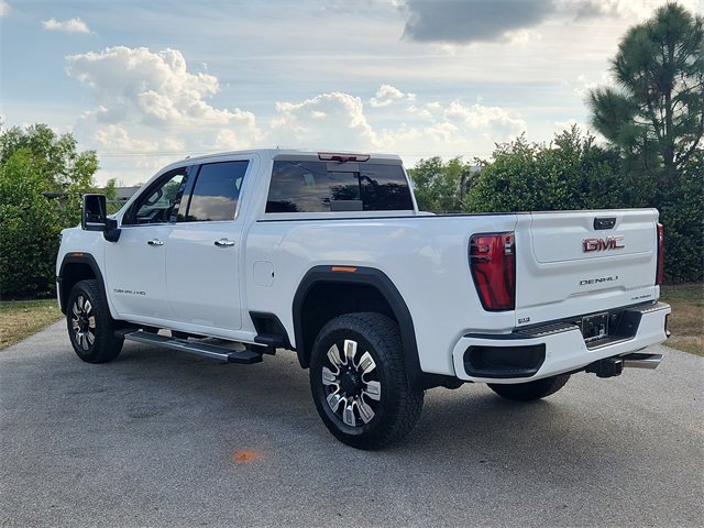 2026 Gmc Sierra 2500 HD Denali photo 3