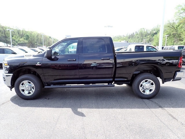 2025 Ram 2500 Tradesman photo 2