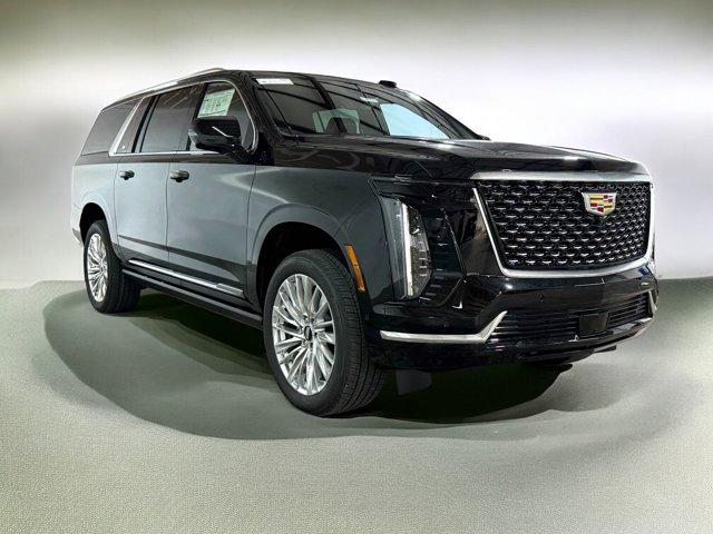 2026 Cadillac Escalade ESV Luxury photo 3