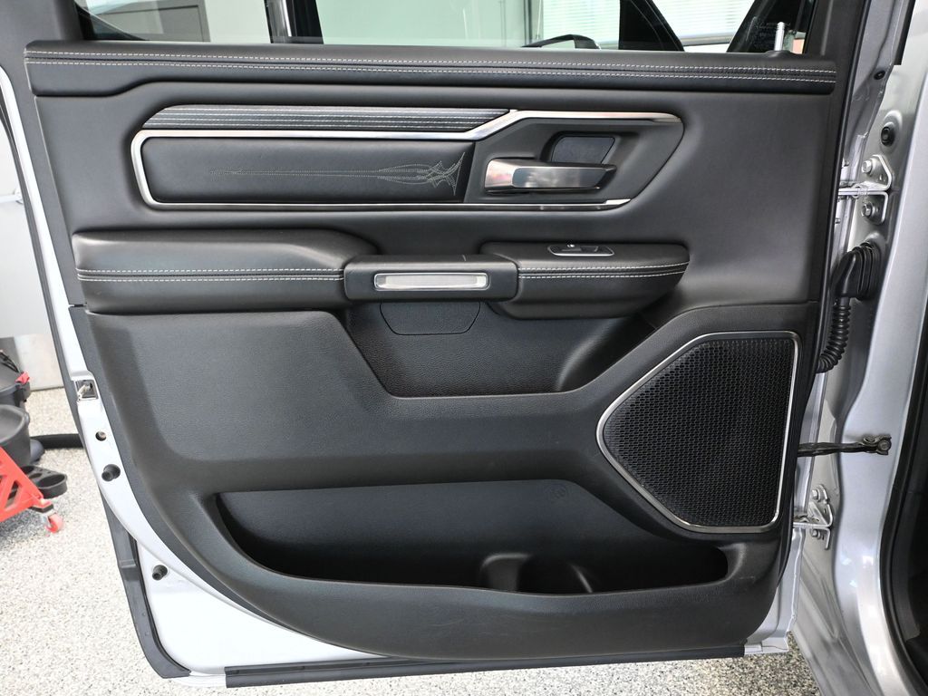 2020 Ram 1500 Limited photo 32