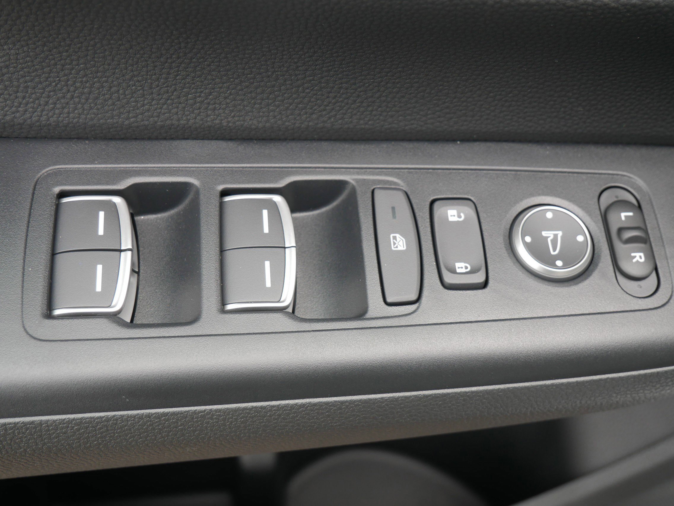 2026 Honda CR-V EX-L photo 16