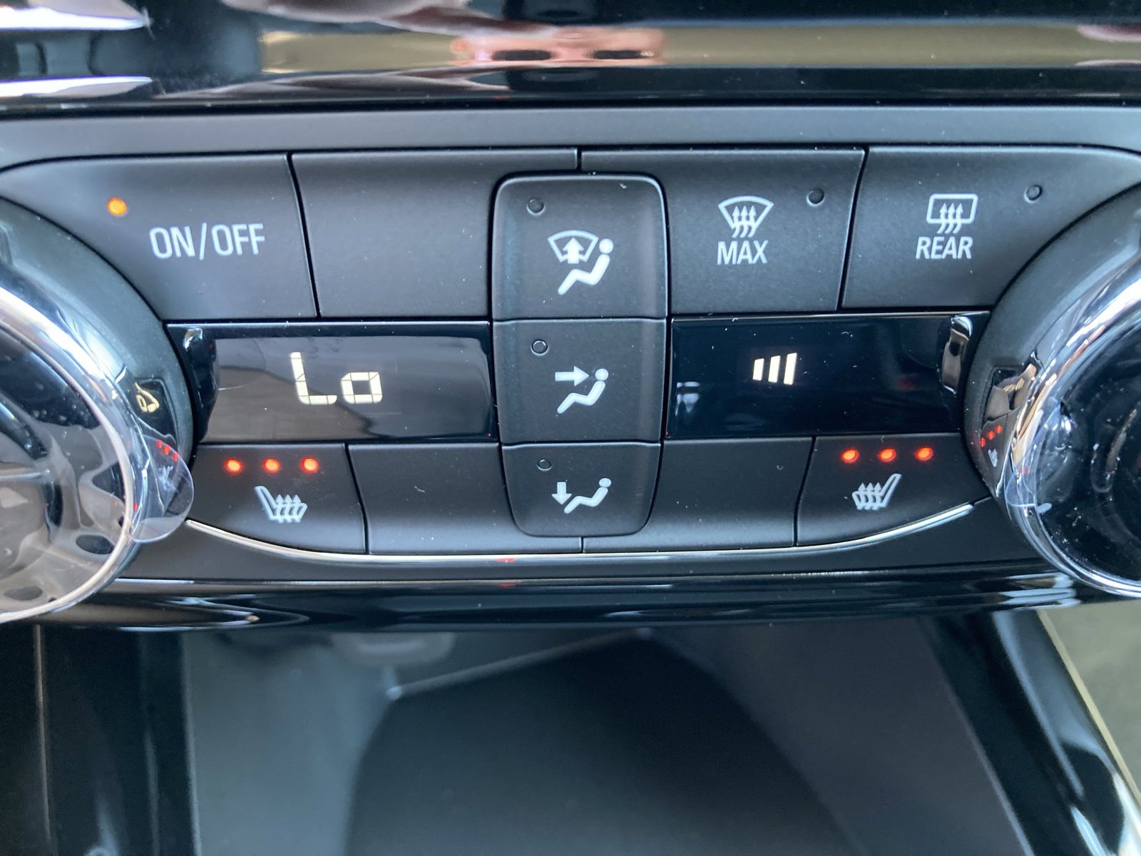 2026 Chevrolet Trax ACTIV photo 24